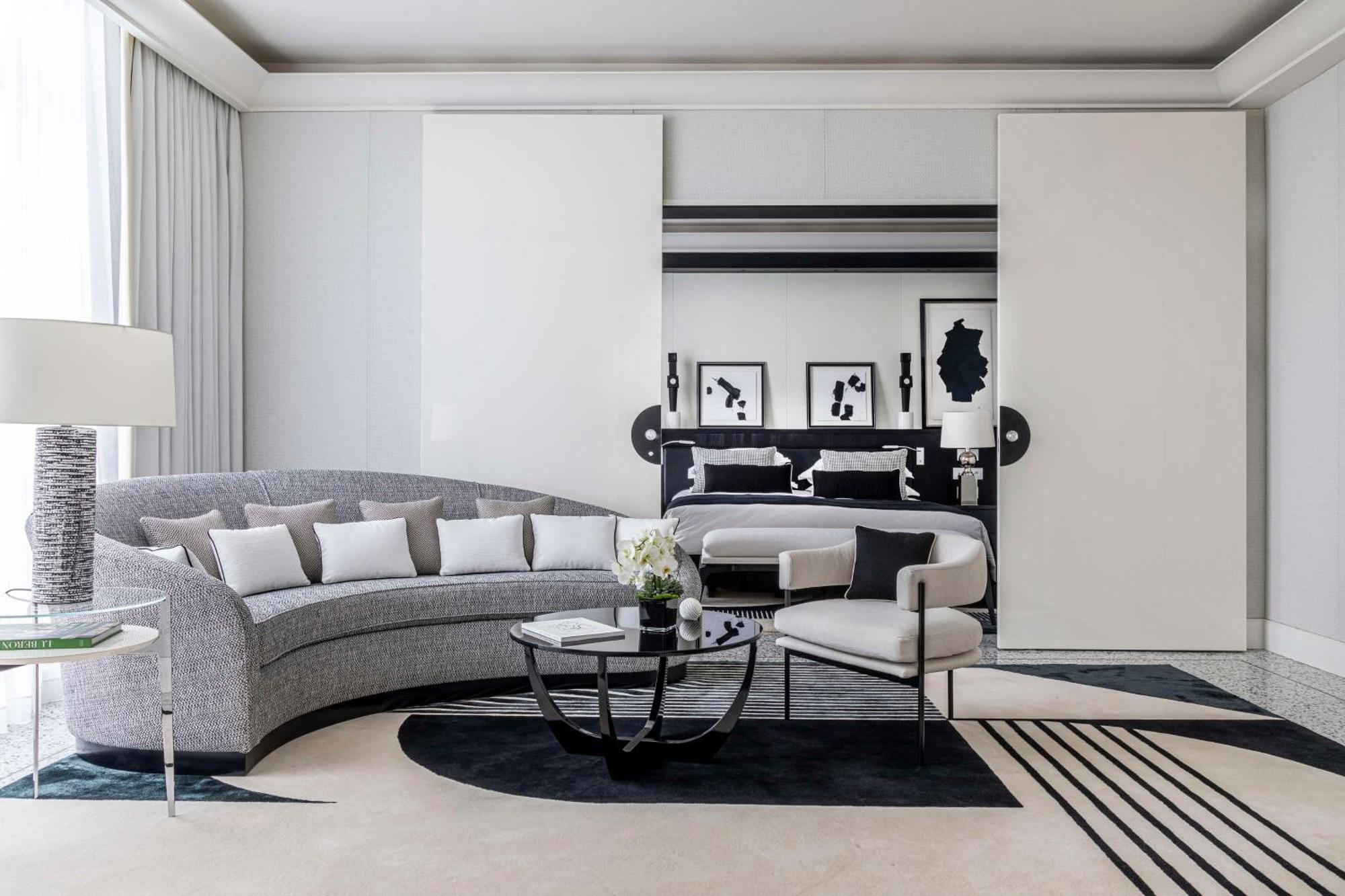 Hôtel Martinez, in The Unbound Collection by Hyatt Cannes Exterior foto Interior design by the London-based interior design company, Savile Row Interiors