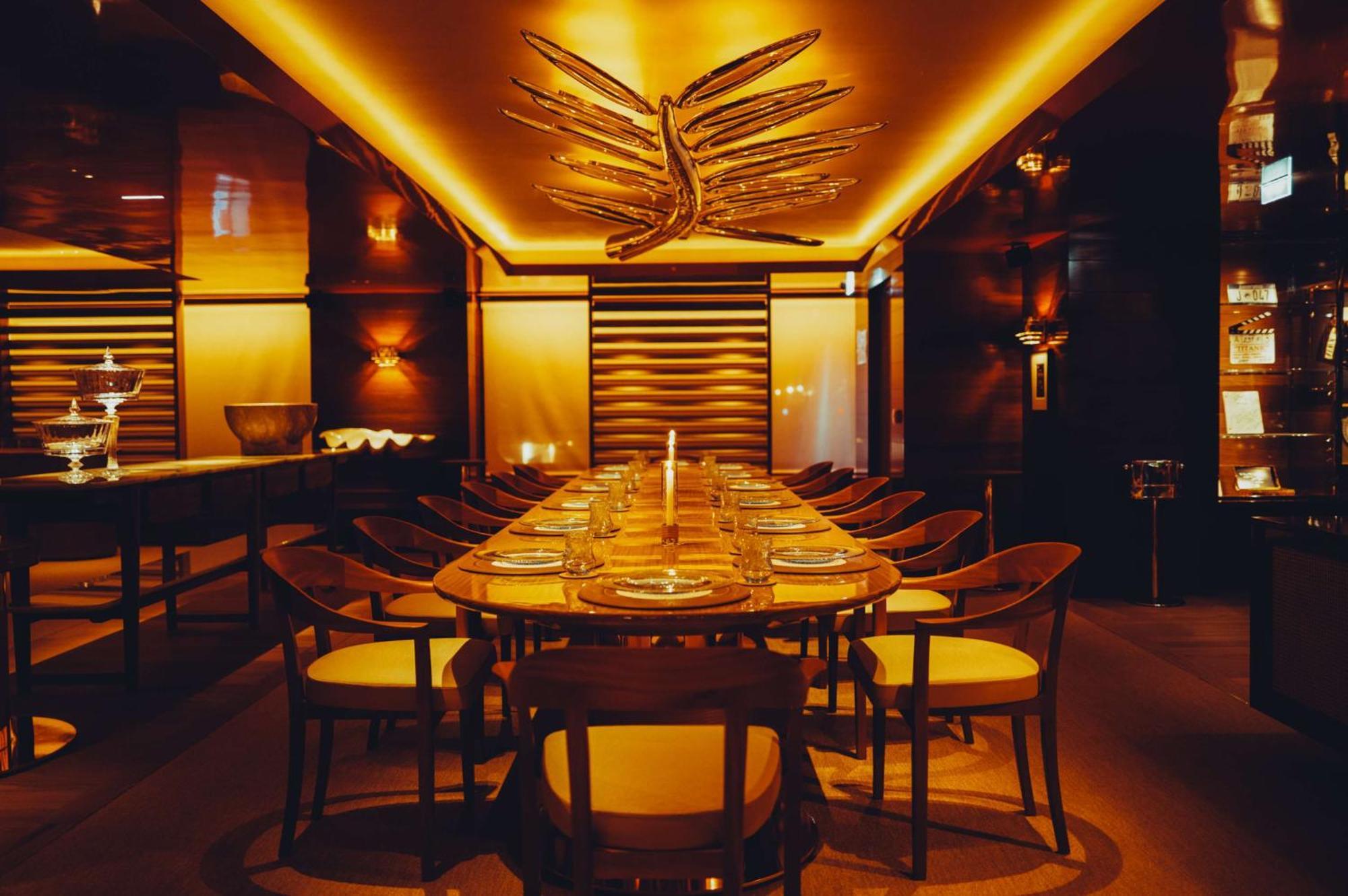Hôtel Martinez, in The Unbound Collection by Hyatt Cannes Exterior foto Interior of the restaurant