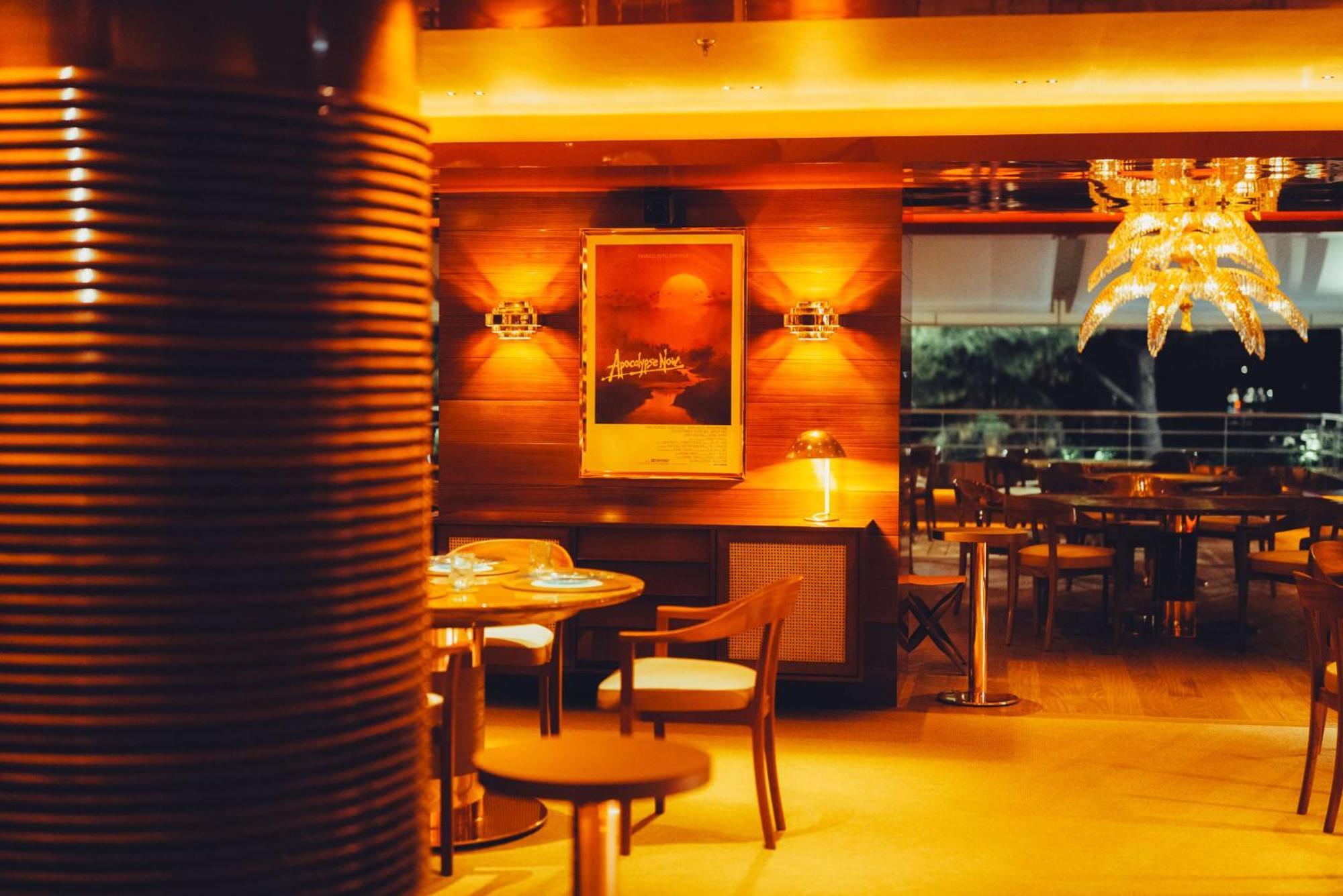 Hôtel Martinez, in The Unbound Collection by Hyatt Cannes Exterior foto The interior of the restaurant